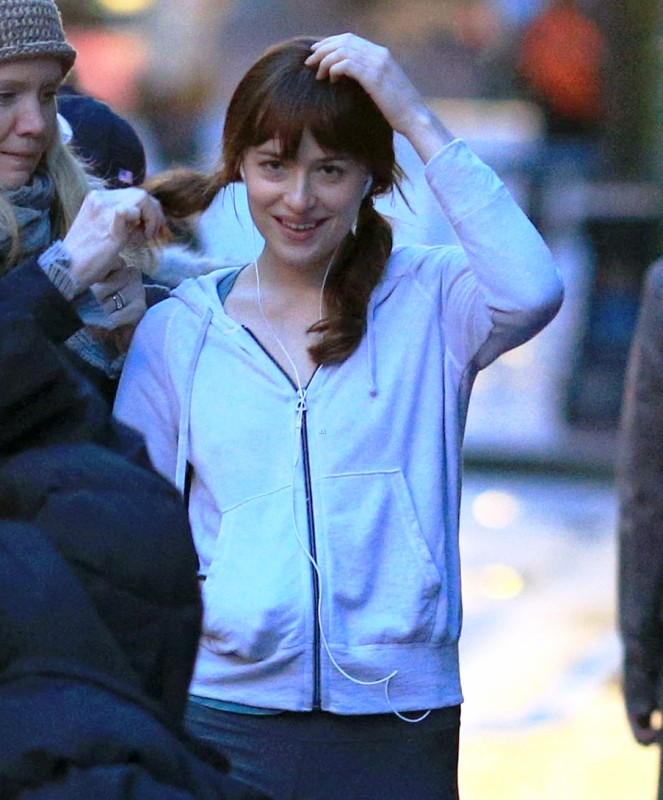 51317499 Stars filming scenes on the set of 'Fifty Shades Of Grey' in Vancouver, Canada on January 29, 2014. Stars filming scenes on the set of 'Fifty Shades Of Grey' in Vancouver, Canada on January 29, 2014. Pictured: Dakota Johnson FameFlynet, Inc - Beverly Hills, CA, USA - +1 (818) 307-4813