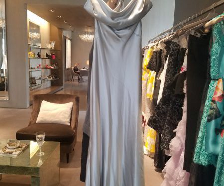 monique lhuillier silver gown